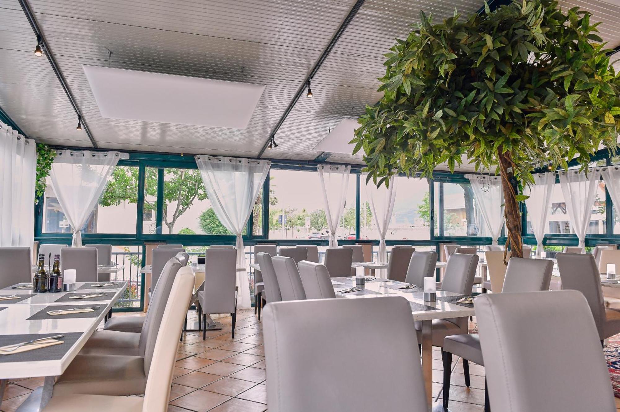 Cavallino S'roessl Hotel Merano