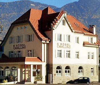 Cavallino S'roessl Hotel Merano